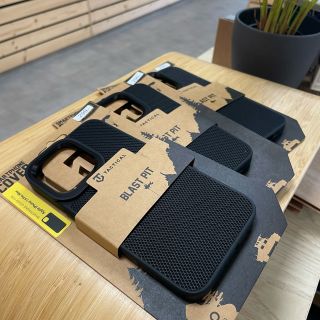 🟢Na prodejně nám stále přibývají nové obaly na iPhony a MacBooky. 🤌 V dalších dnech můžete u nás objevit obaly i od značky...